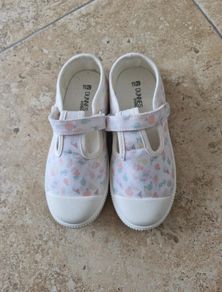 Girls summer shoes