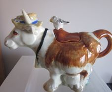 Vintage Price & Kensington (P&K) Collectable Cow Teapot