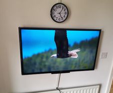 Samsung 40" TV (not smart)