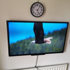 Samsung 40" TV (not smart)