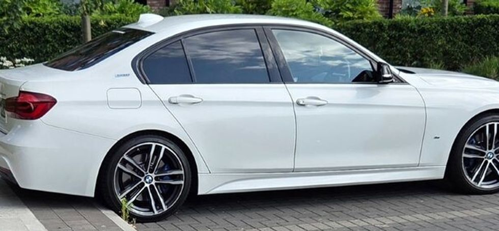 Immaculate 2017 (172-D) BMW 330e M Sport Plug-In