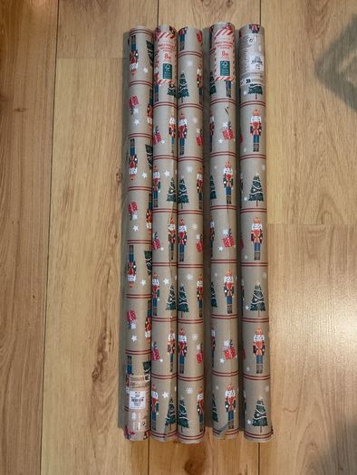 Christmas wrapping paper 8m Roll Brand New