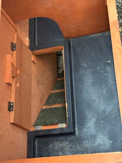 rabbit hutch