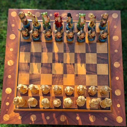 Vintage Chinese Style Chess Set