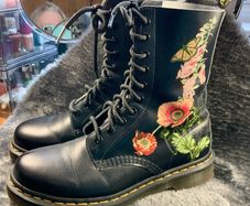 Dr Martens / Docs 1490 , Size 5, Wild Botanics Floral in Multi