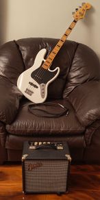 Fender jazz bass and Rumble 15 Amp