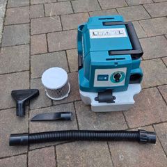 Makita 18v DVC750L wet/dry vac