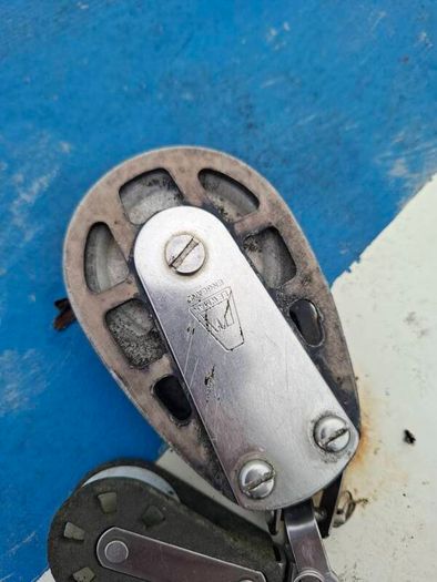 Colvic UFO 27FT Project