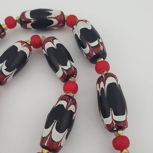 Antique Venetian Style Black Trade & Red Venetian Whiteheart Glass Beads Necklace