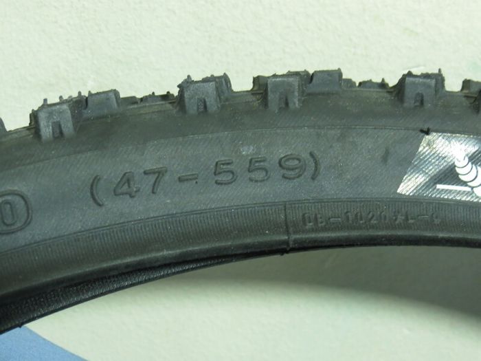 NEW >> Bicycle Tyres Michelen 26" x 2 Model # 47-559