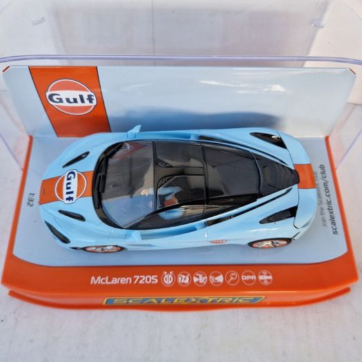 Scalextric  McLaren 720S Gulf Edition Slot Car ( C4394 GT Touring supercar )