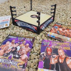 wwe ring & magazines