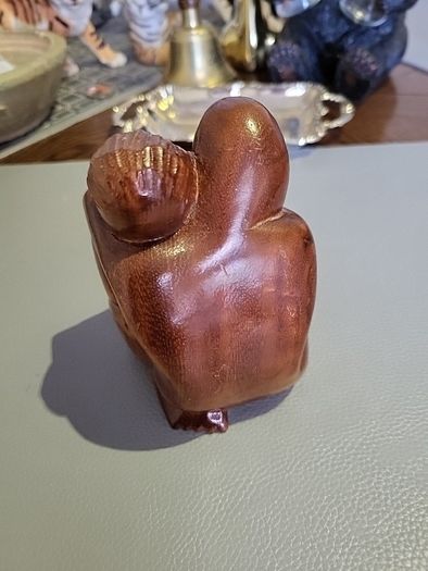 Wood carving of " lovers"