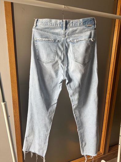 Stradivarius Straight Fit Blue jeans - Size 36
