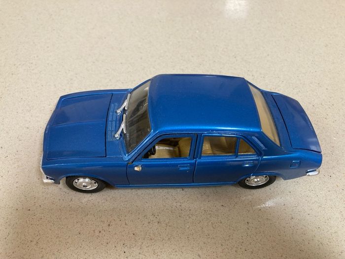 Peugeot 504 GL scale 1/25 rare