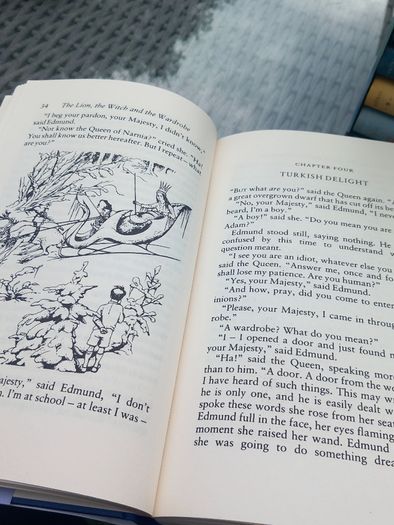 New The Chronicles of Narnia 7 x hardbacks, D18