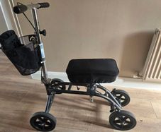 Knee walker /scooter