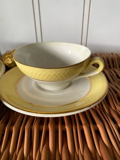 cups  & saucers - vintage china