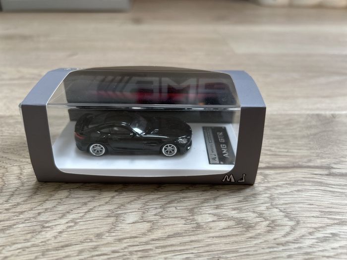 Merc Amg Gtr 1:64
