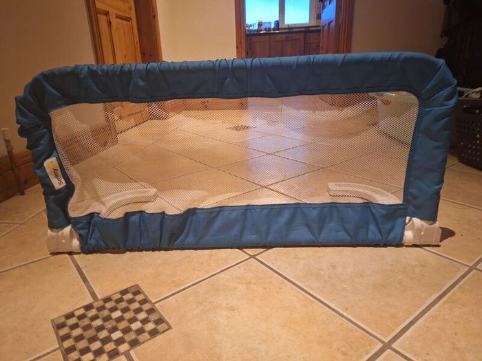 Bed rail