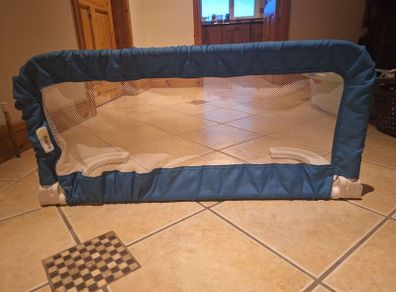Bed rail