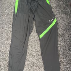 nike bottoms