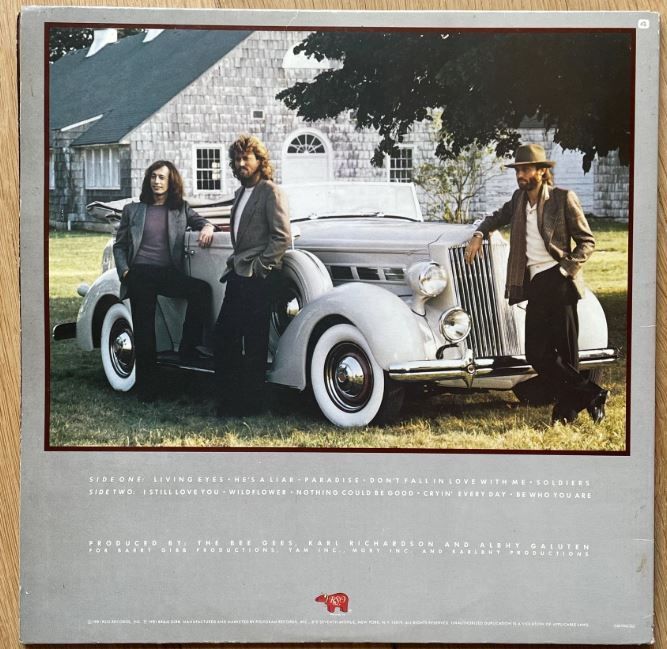 LP Bee Gees, in good condition. (volume 2) The price is on the list.