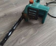 chainsaw