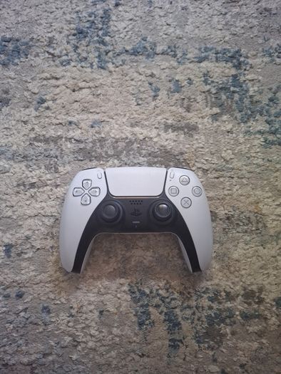 Ps5 controller (it has stick drift)