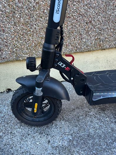 iScooter iX3 800W Electric Scooter