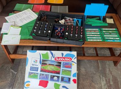 Subbuteo Euro 96 Special Edition boxed set Complete Blue Scoreboard