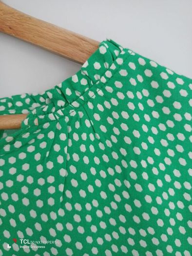 women's summer top. Size14