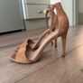 Brown heeled leather sandals Image 2