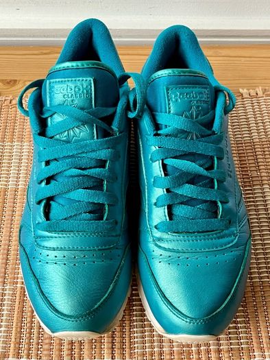 Metallic teal leather rebook trainers, uk5