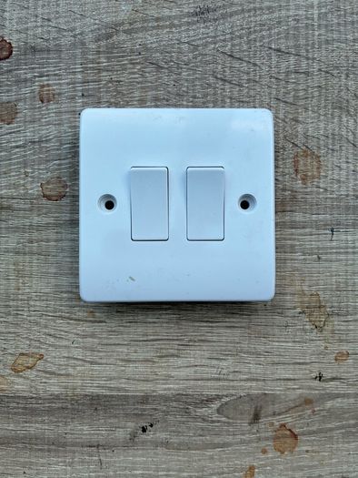 Light switch
