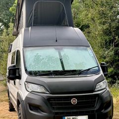Fiat Ducato 6-Meter 4-Berth 4-Belts Campervan with Pop-Top