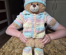 Handknitted newborn gift set