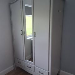 Wardrobe and chest of drawers