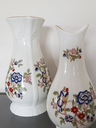 Royal Tara vase