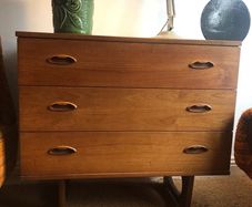 Mid Century Chest of Drawers