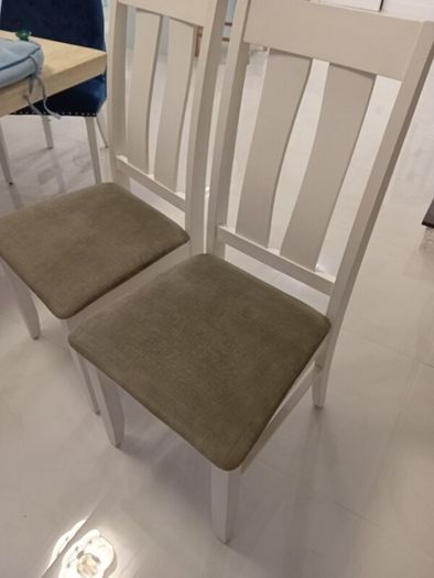 4 dining chairs