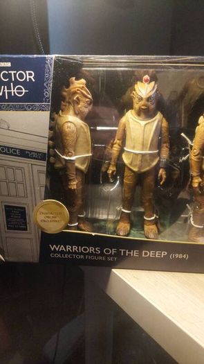 DR Who Warriors Of The Deep Set
