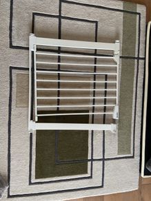 child stair gate