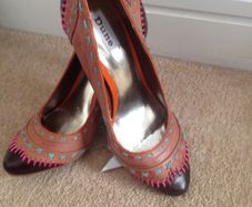 Dune tan heels