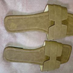 sandles