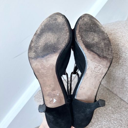 Kennel und Schmenger black peep toe heels