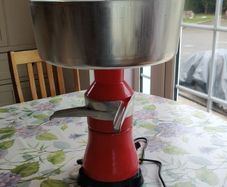 Milk cream separator mashine