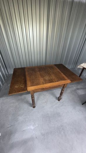 Vintage Oak Extendable Table + 4 Matching Chairs