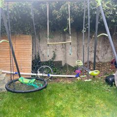 Garden Metal Swing Set with 3 seat units