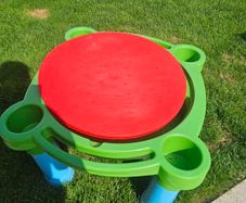 sand and water table